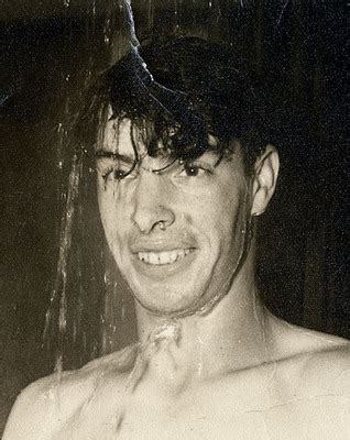 joe dimaggio naked